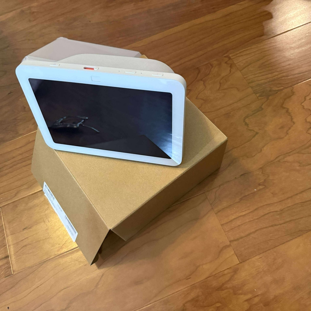 White Modern Tablet with Minimalist Design